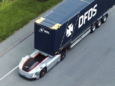 Volvo kamioni bez vozača prevoze brodske kontejnere u Švedskoj